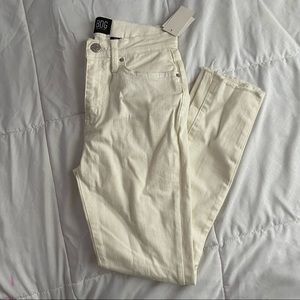 BDG TWIG HIGH RISE CROPPED JEANS